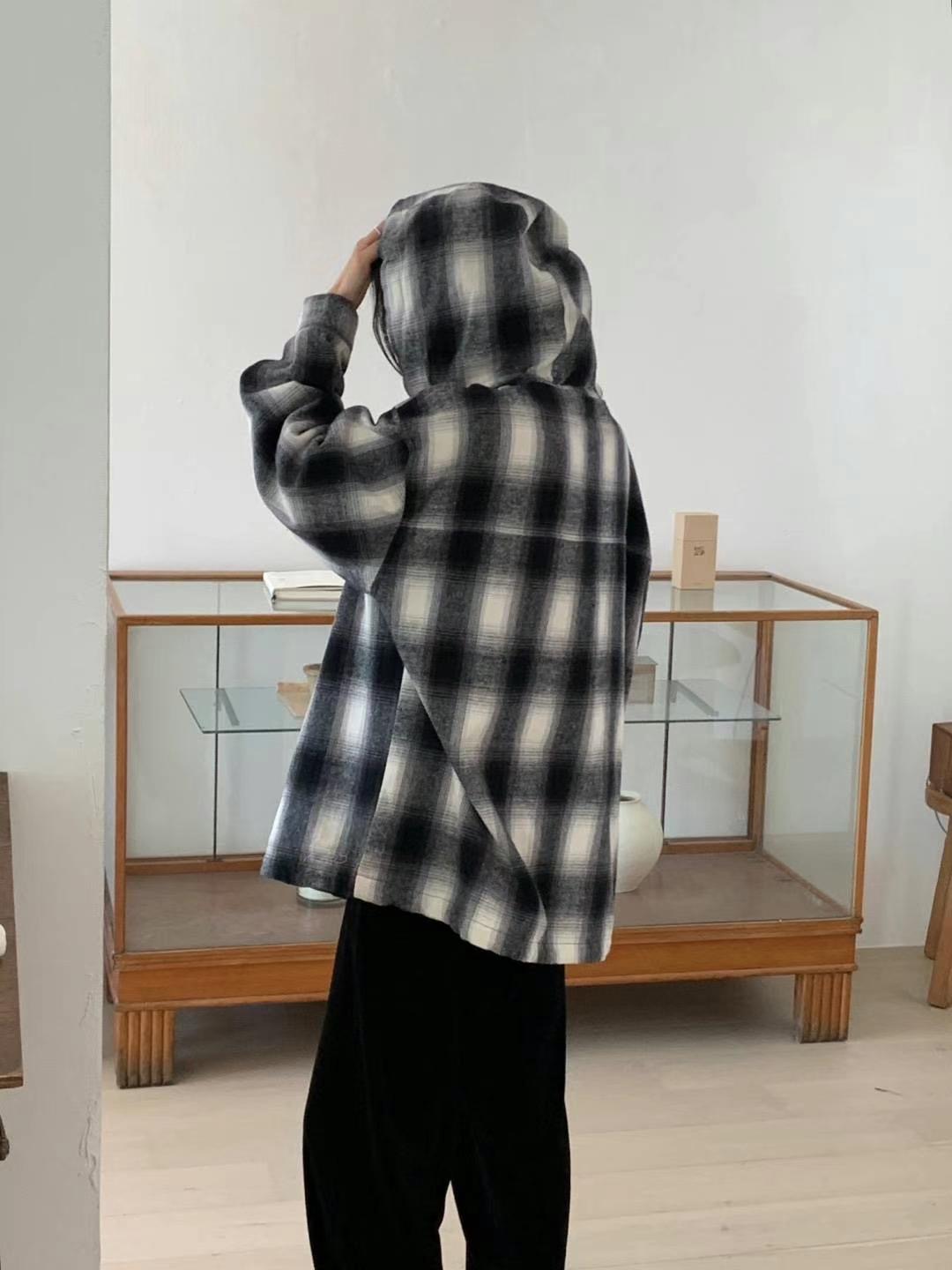 GAMGAK韓國直郵女裝新款25春夏時尚真品襯衫蕾絲衫格紋兜帽GAMGAK襯衫/蕾絲衫