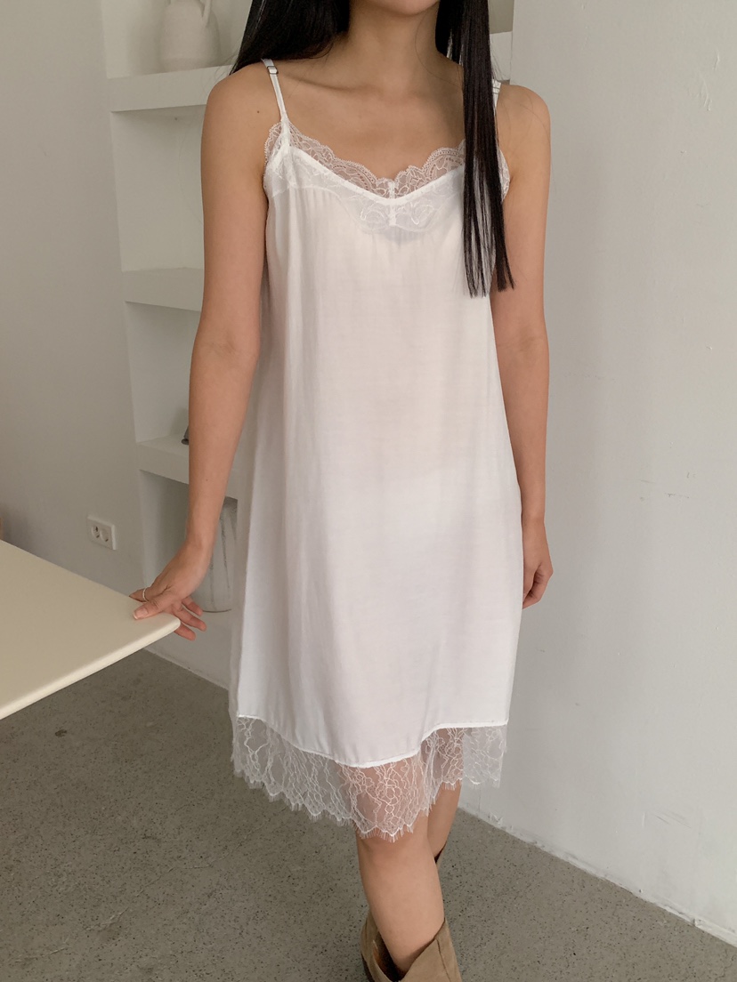 ROUGH東大門直郵女裝新品熱賣人氣25春夏休閑時尚連衣裙蕾絲ROUGH連衣裙