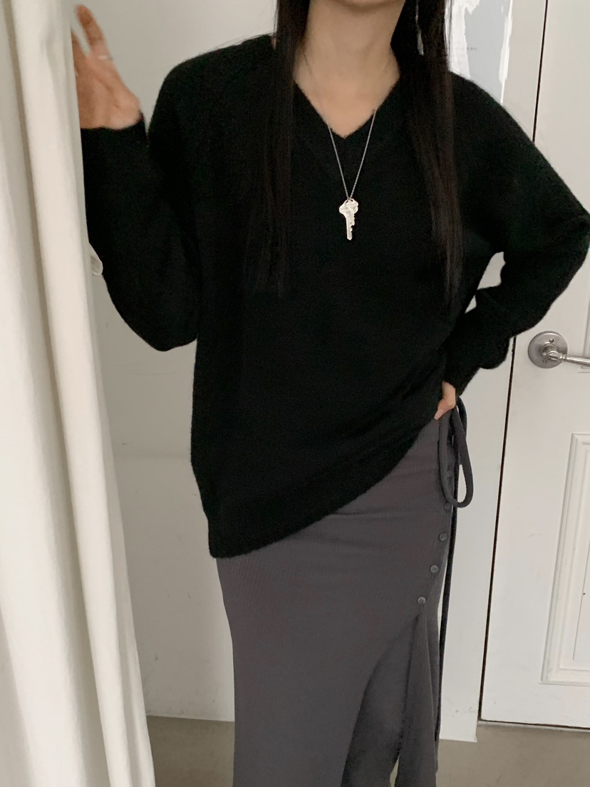 ROUGH東大門實拍女士新款時尚職業熱賣休閑25春夏推薦毛衣V領ROUGH毛衣