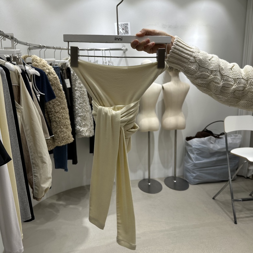 INNI韓國直郵女士新品職業推薦真品時尚休閑25春夏吊帶背心inni吊帶/背心圖色2
