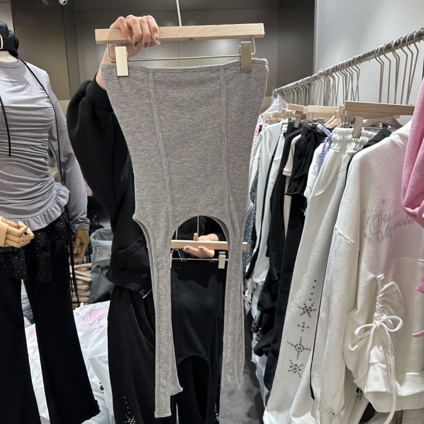OUR MINUTE韓國直郵女裝新品熱賣真品職業休閑人氣吊帶背心OUR MINUTE吊帶/背心