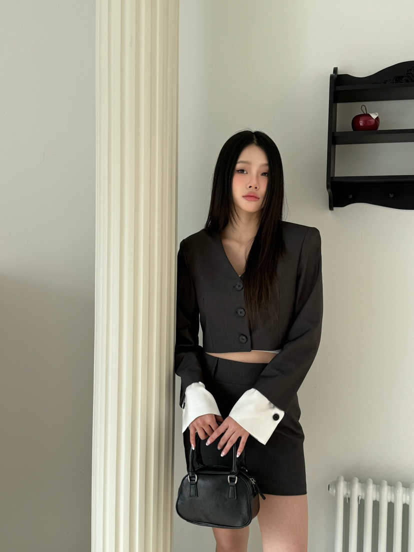FOUREIGHT東大門直郵女裝新款人氣職業熱賣推薦時尚25春夏短裙FOUR EIGHT短裙