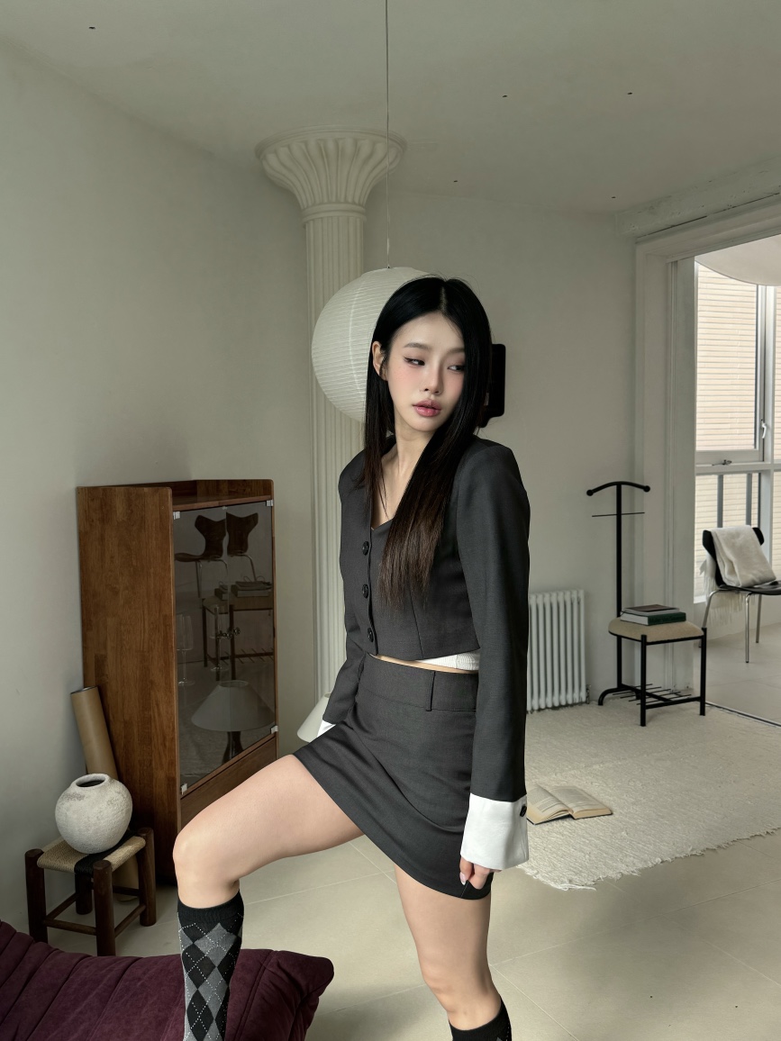 FOUREIGHT東大門直郵女裝新款人氣職業熱賣推薦時尚25春夏短裙FOUR EIGHT短裙
