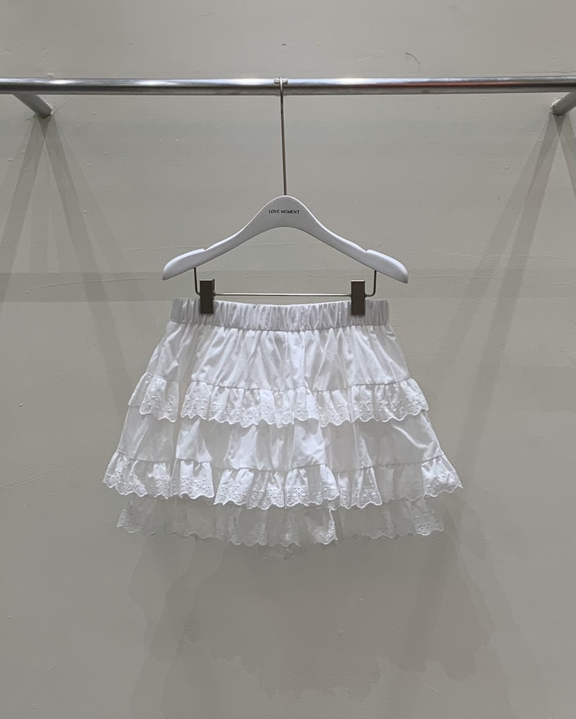 LOVE MOMENT東大門直郵女士新品職業25春夏人氣推薦裙褲蕾絲LOVE MOMENT裙褲