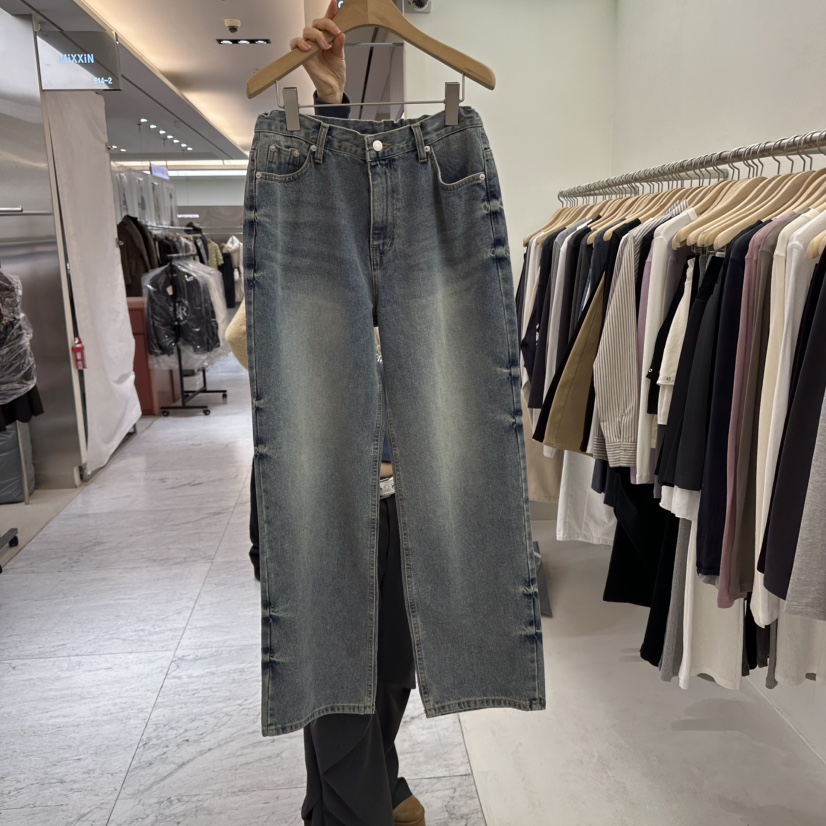 CHAV韓國直郵東大門實拍女裝新款真品人氣25春季時尚牛仔褲CHAV牛仔褲