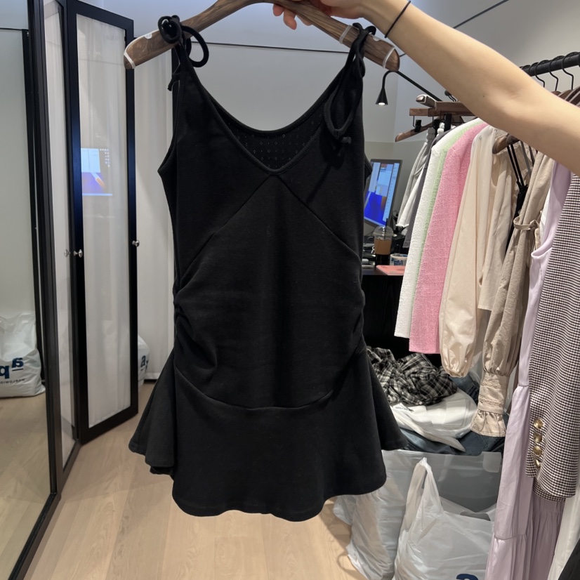 LOVE PULL韓國直郵女裝新款推薦25春季25春夏吊帶背心蝴蝶結LOVE PULL吊帶/背心圖色2