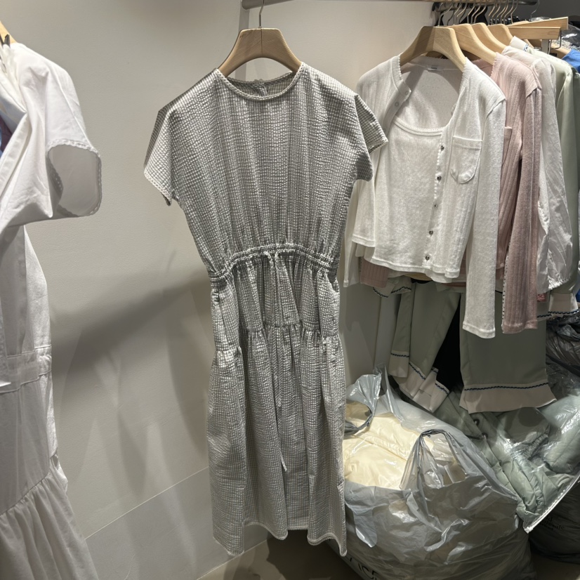 ROOM K-P韓國直郵女裝新品25春夏時尚25春季職業真品連衣裙ROOM K連衣裙圖色2