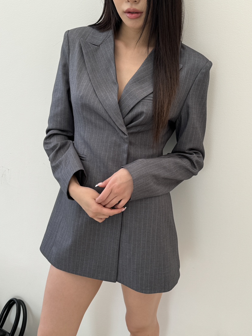 FOUREIGHT韓國直郵東大門實拍女裝新款25春夏推薦人氣連衣裙FOUR EIGHT連衣裙