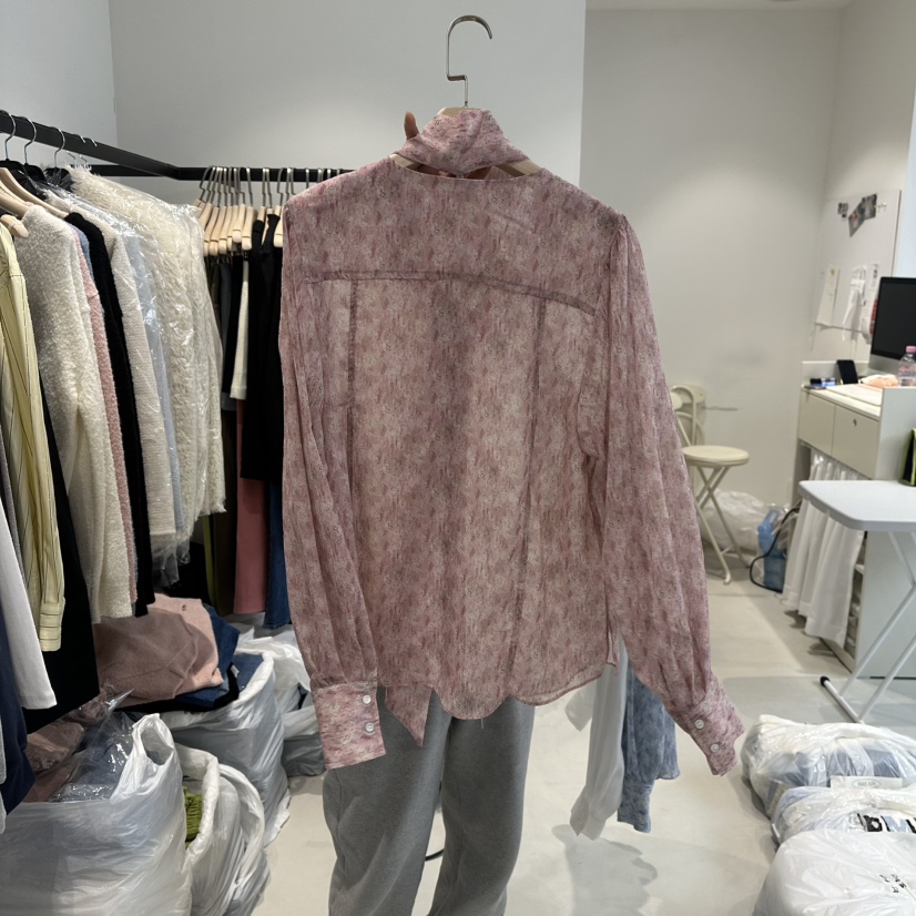 BREAD韓國直郵東大門實拍女裝新品25春夏人氣襯衫蕾絲衫含圍巾BREAD襯衫/蕾絲衫