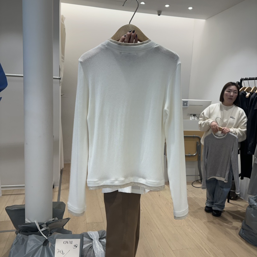 OVU韓國直郵東大門代購女裝新品時尚25春夏人氣熱賣長袖T恤OVU長袖T恤