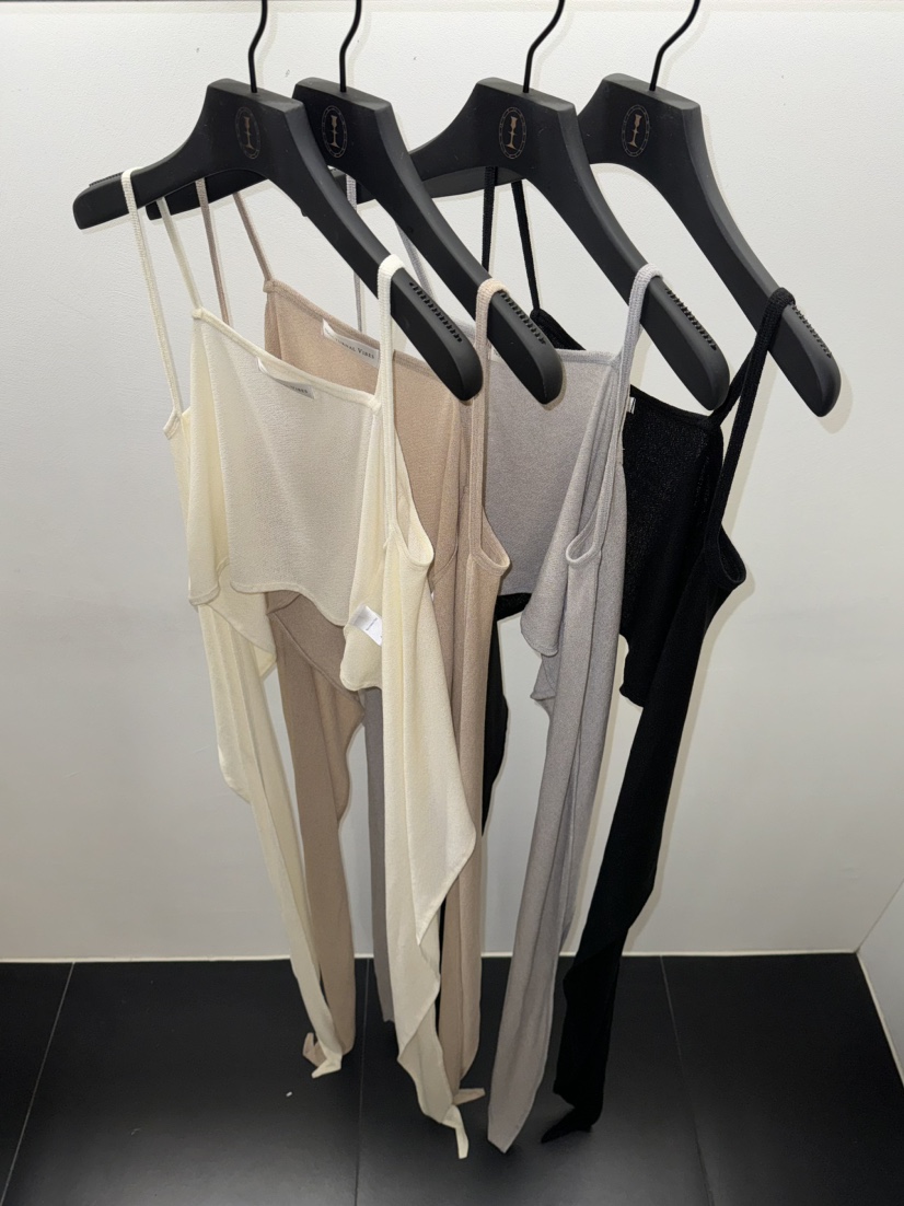NOCTURNAL VIBE韓國直郵女士新品25春夏熱賣真品人氣吊帶背心NOCTURNAL VIBE吊帶/背心