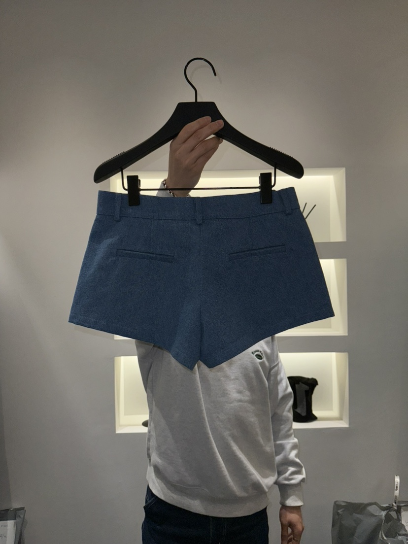 NOCTURNAL VIBE韓國直郵女裝新品推薦職業人氣25春夏休閑短褲NOCTURNAL VIBE短褲