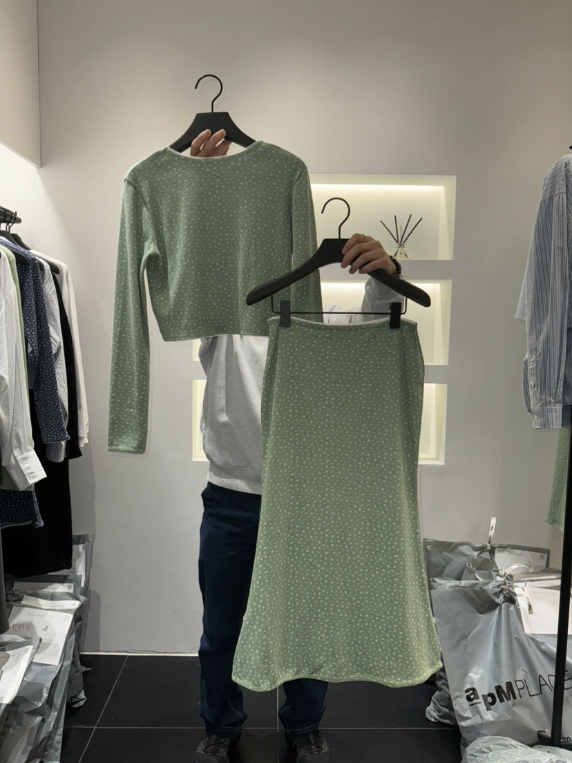 NOCTURNAL VIBE韓國直郵女士新品真品休閑職業熱賣人氣套裝NOCTURNAL VIBE套裝