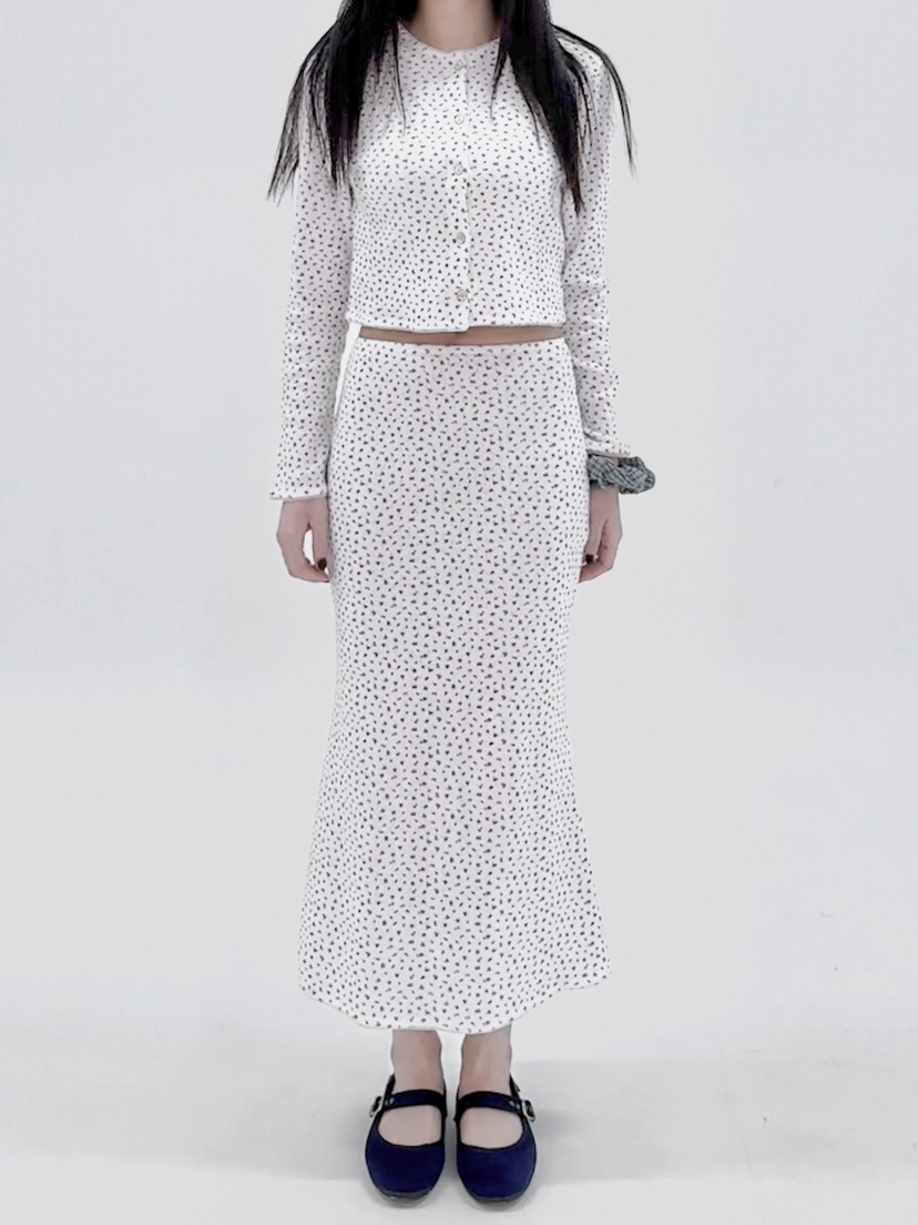 NOCTURNAL VIBE東大門實拍女士新品25春夏人氣休閑職業長裙NOCTURNAL VIBE長裙