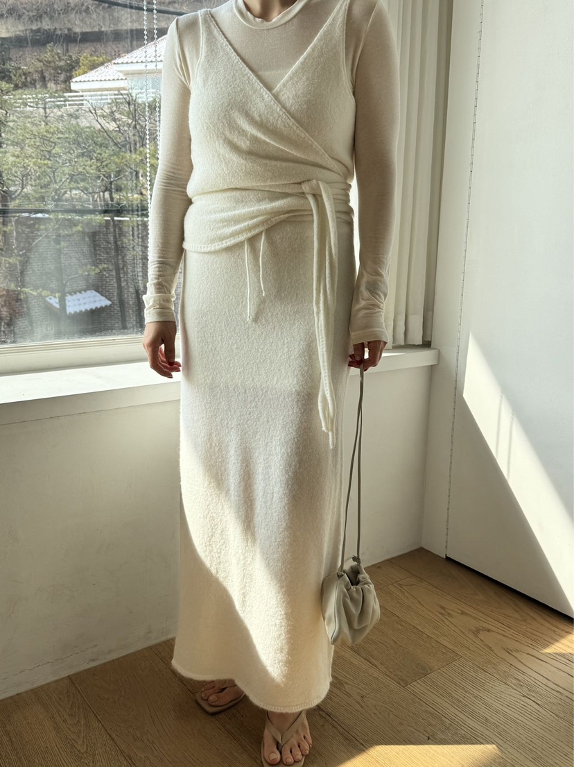 RIAH東大門實拍女士新品休閑時尚真品25春夏人氣職業吊帶背心RIAH吊帶/背心