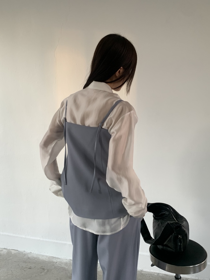 VAARA韓國直郵女裝新款人氣真品職業推薦時尚休閑熱賣吊帶背心VAARA吊帶/背心