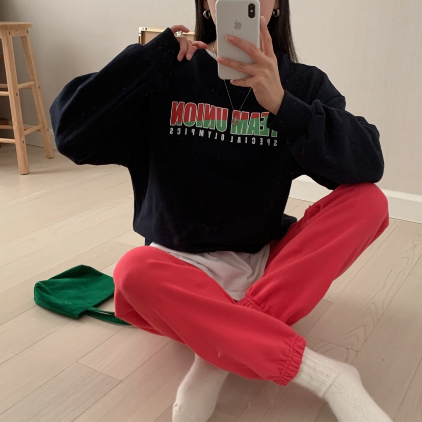 HELLO JINI韓國直郵東大門實拍女裝新品推薦真品人氣休閑衛衣HELLO JINI衛衣
