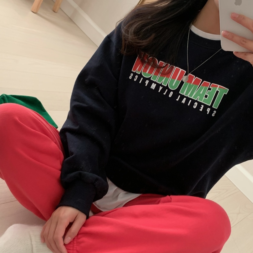 HELLO JINI韓國直郵東大門實拍女裝新品推薦真品人氣休閑衛衣HELLO JINI衛衣