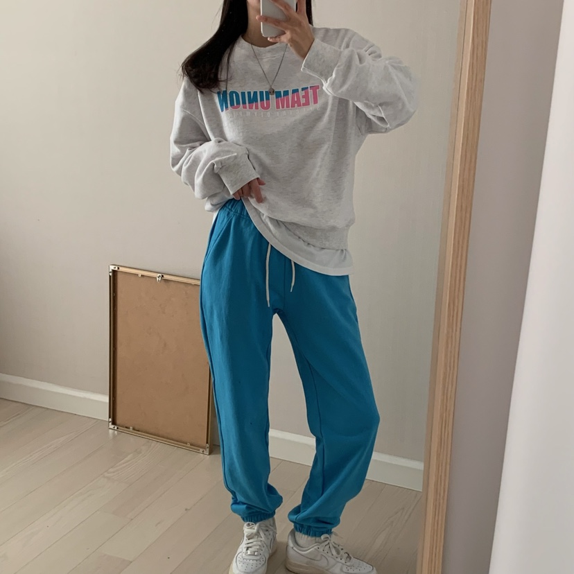 HELLO JINI韓國直郵東大門實拍女裝新品推薦真品人氣休閑衛衣HELLO JINI衛衣