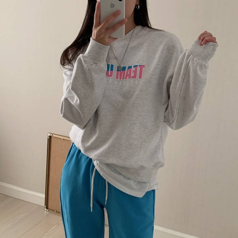 HELLO JINI韓國直郵東大門實拍女裝新品推薦真品人氣休閑衛衣HELLO JINI衛衣