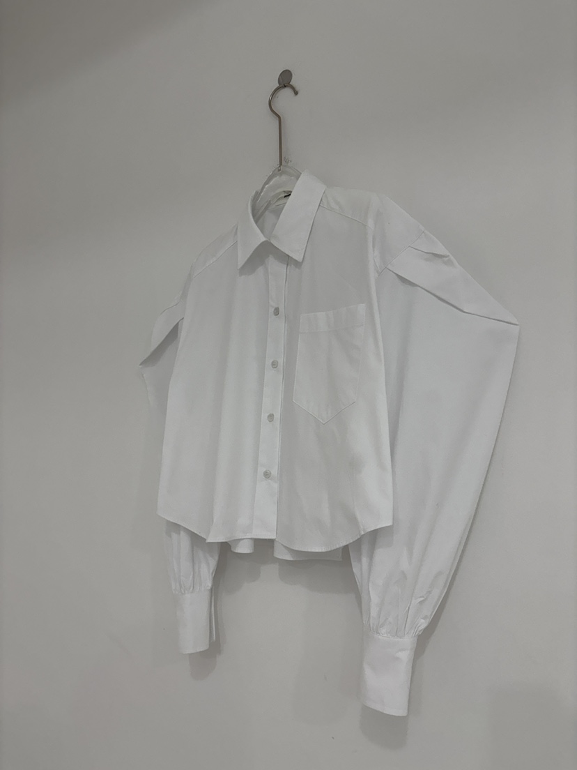VENEFIT韓國直郵女裝新款時尚25春夏人氣熱賣真品襯衫蕾絲衫VENEFIT/JENNIE襯衫/蕾絲衫