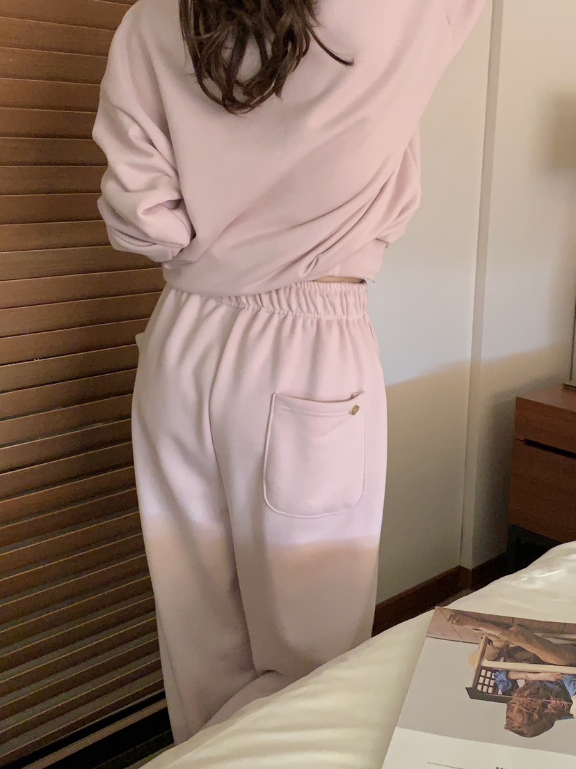 FORMSTUDIO東大門直郵女裝新品真品休閑熱賣25春夏套裝V領高領FORMSTUDIO套裝