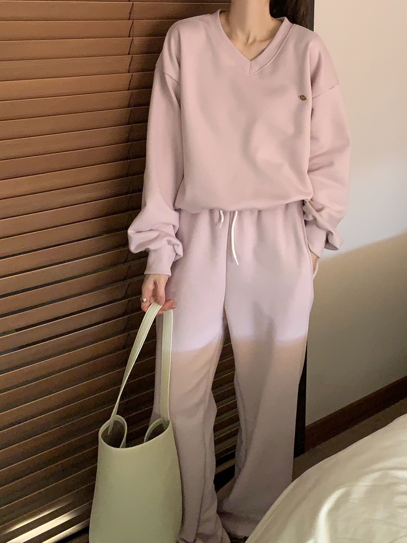 FORMSTUDIO東大門直郵女裝新品真品休閑熱賣25春夏套裝V領高領FORMSTUDIO套裝