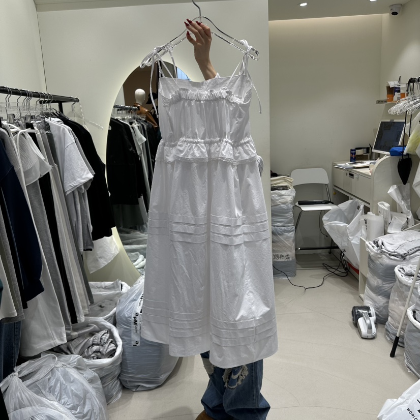 AT THE END直郵韓國代購女裝新品人氣推薦25春夏職業連衣裙AT THE END連衣裙