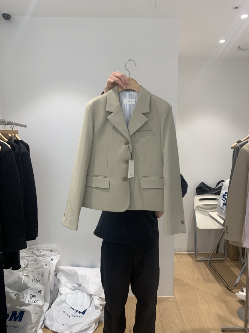 OUR-A韓國直郵女裝新品推薦時尚熱賣人氣真品25春夏夾克人字形OUR-A夾克圖色1