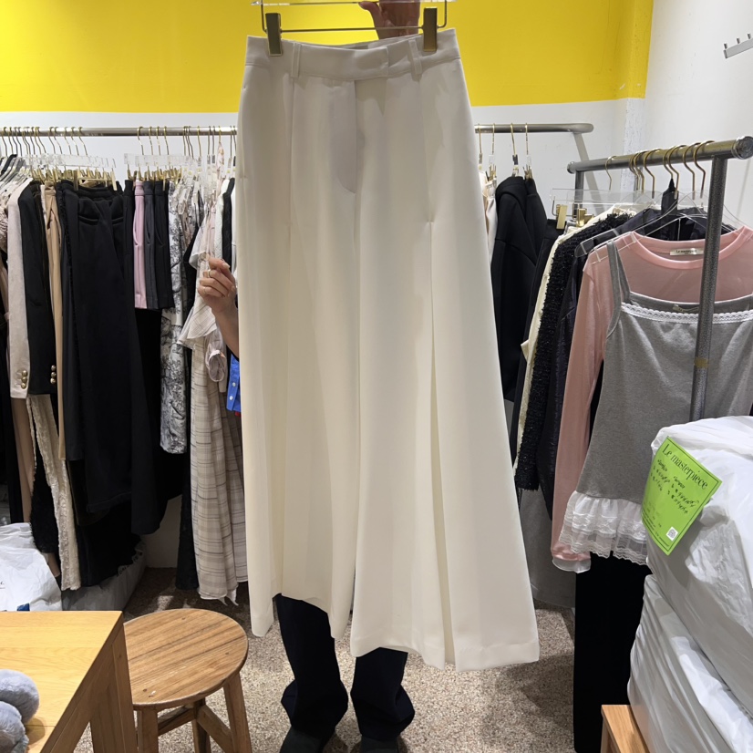 LE MASTERPLACE韓國直郵東大門實拍女裝新款25春夏時尚休閑褲Le masterpiece休閑褲圖色3
