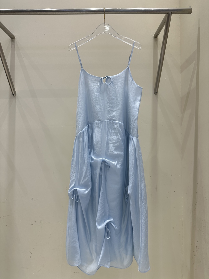81 MARKET-L韓國直郵東大門實拍女裝新品時尚人氣熱賣連衣裙81 MARKET-L連衣裙圖色2