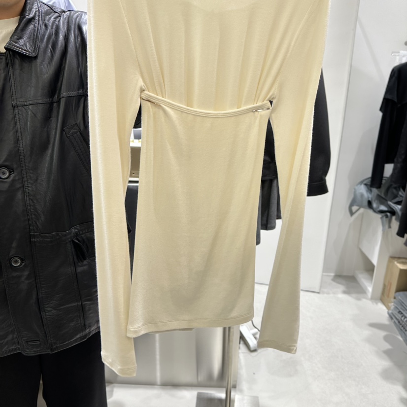 NOVUS直郵韓國代購女裝新品時尚職業休閑熱賣真品推薦吊帶背心NOVUS吊帶/背心