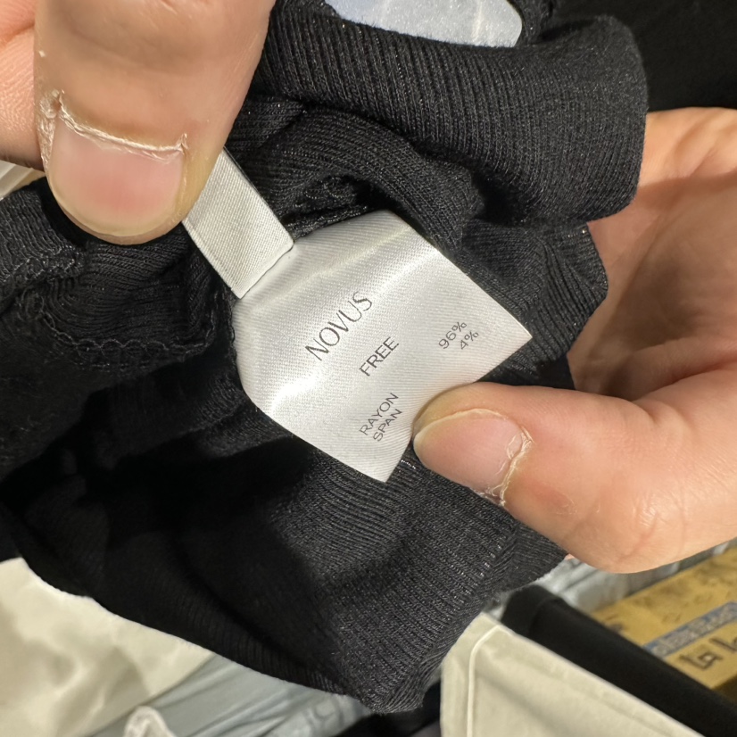 NOVUS直郵韓國代購女裝新品時尚職業休閑熱賣真品推薦吊帶背心NOVUS吊帶/背心
