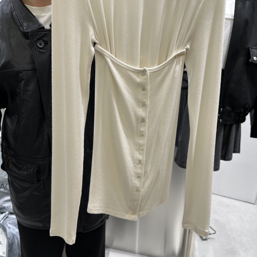 NOVUS直郵韓國代購女裝新品時尚職業休閑熱賣真品推薦吊帶背心NOVUS吊帶/背心