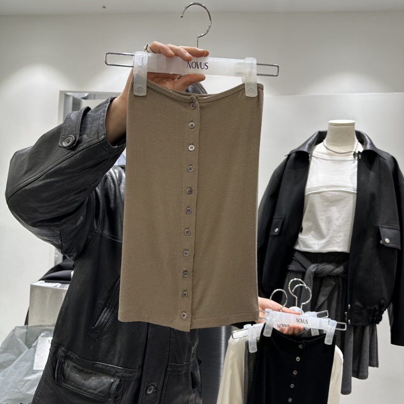 NOVUS直郵韓國代購女裝新品時尚職業休閑熱賣真品推薦吊帶背心NOVUS吊帶/背心圖色2