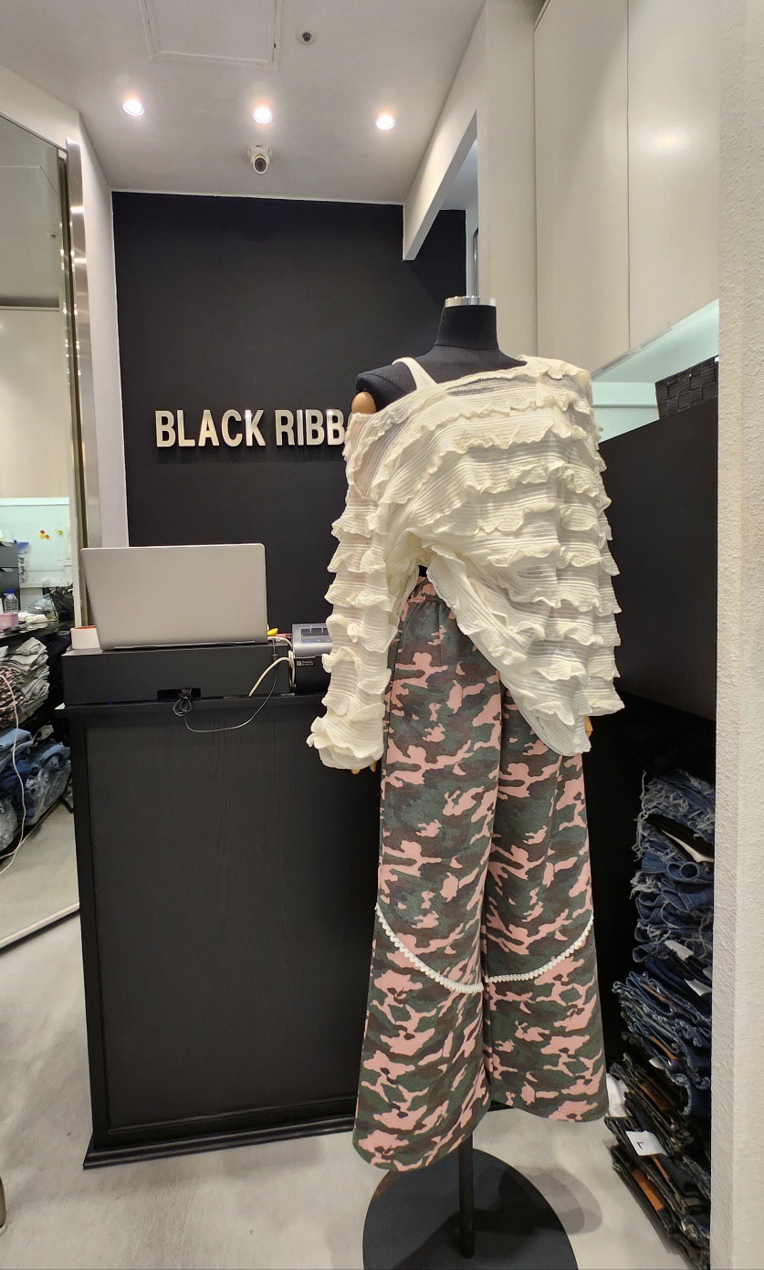 BLACK RIBBON-A韓國直郵東大門實拍女裝新品時尚吊帶背心BLACK RIBBON-A吊帶/背心