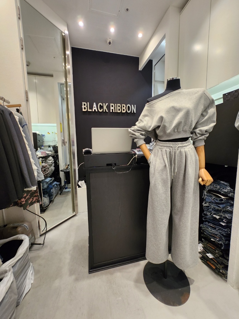 BLACK RIBBON-A韓國直郵女裝新款推薦熱賣人氣真品職業套裝BLACK RIBBON-A套裝