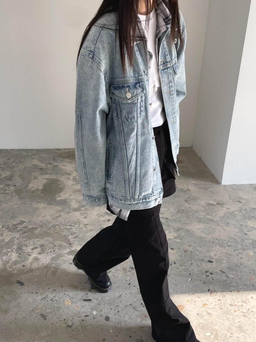 MONDAYMORING韓國直郵東大門代購女裝新款推薦人氣熱賣夾克MONDAYMORING夾克