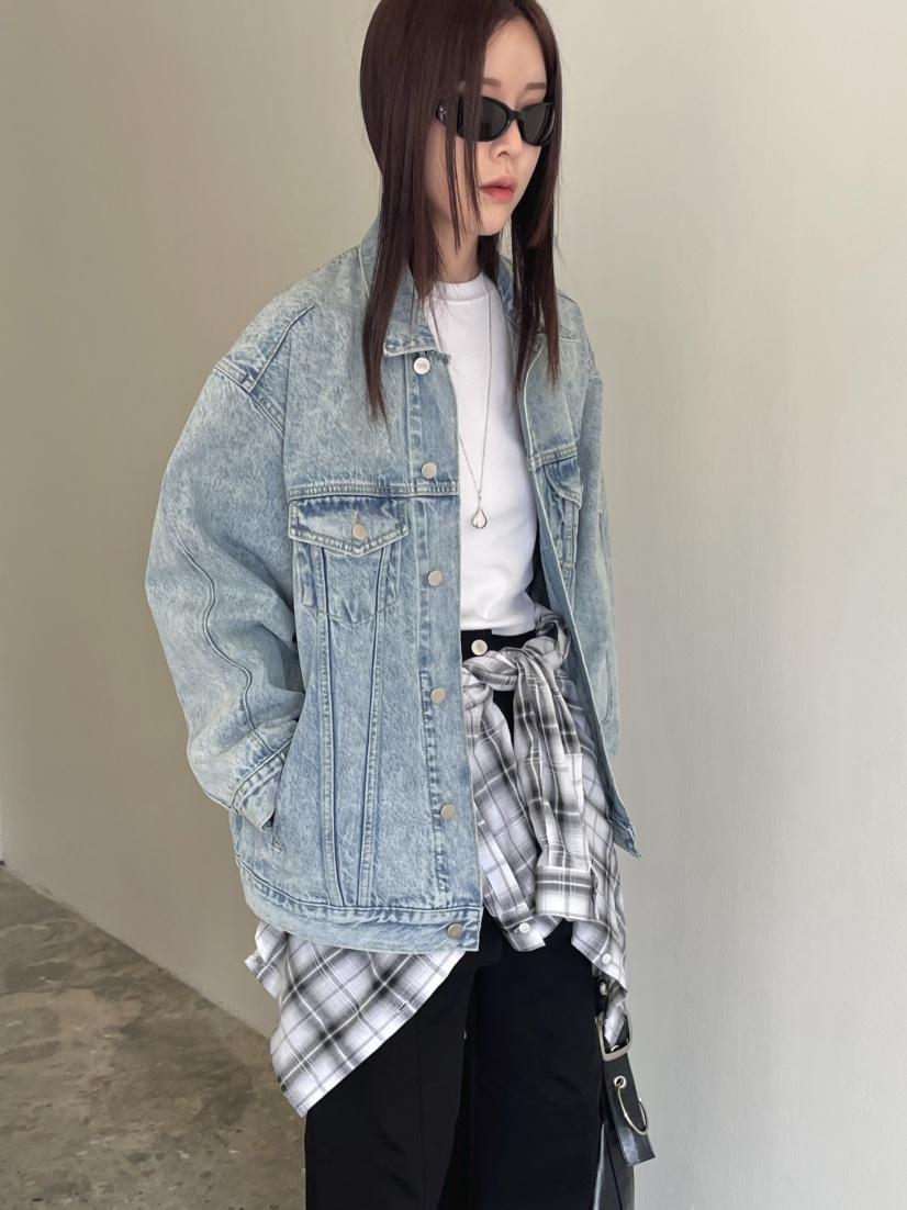 MONDAYMORING韓國直郵東大門代購女裝新款推薦人氣熱賣夾克MONDAYMORING夾克