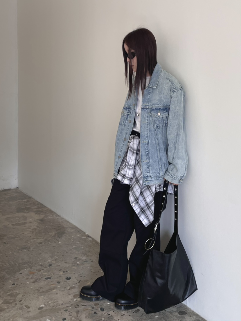 MONDAYMORING韓國直郵東大門代購女裝新款推薦人氣熱賣夾克MONDAYMORING夾克