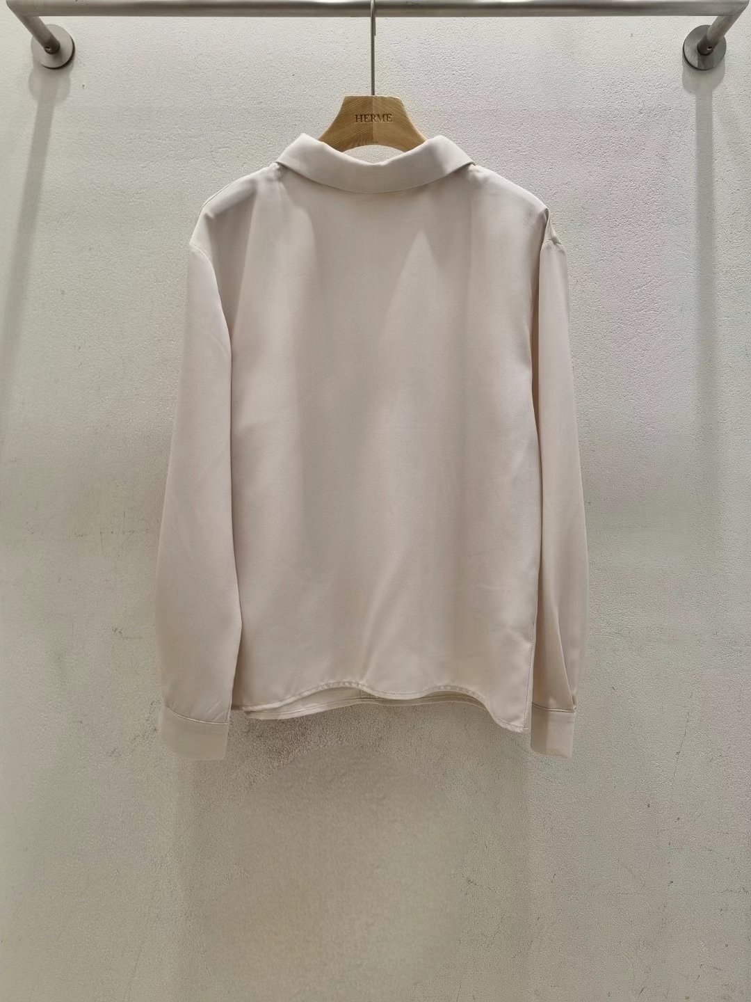 HERME韓國直郵東大門實拍女裝新品休閑職業推薦熱賣襯衫蕾絲衫HERME襯衫/蕾絲衫