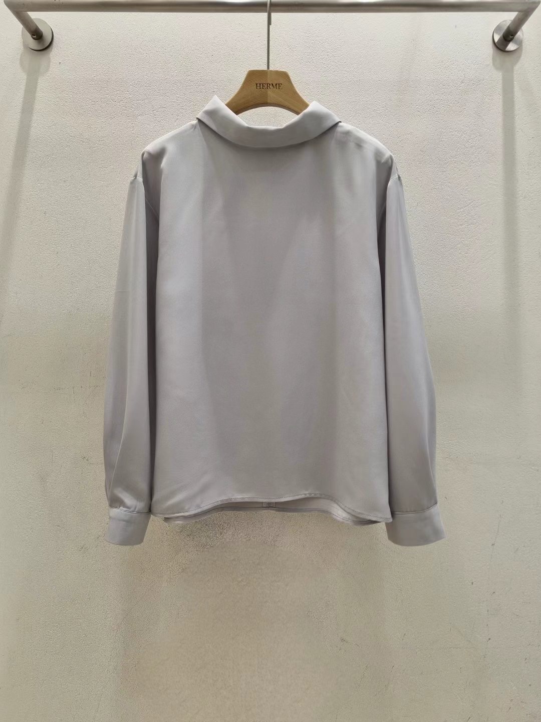 HERME韓國直郵東大門實拍女裝新品休閑職業推薦熱賣襯衫蕾絲衫HERME襯衫/蕾絲衫圖色2