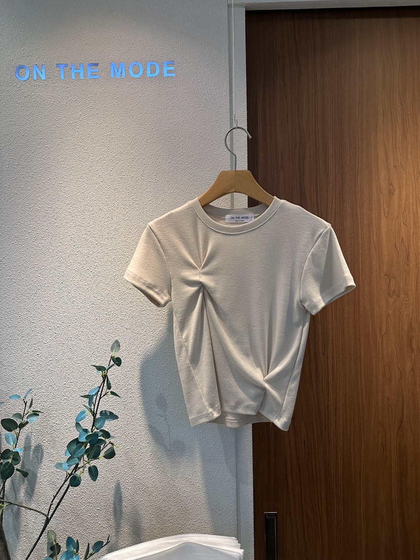 ON THE MODE韓國直郵女士新品真品人氣25春夏熱賣推薦T恤ON THE MODET恤圖色2