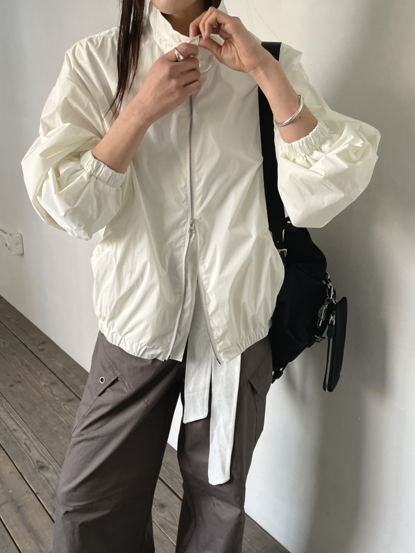 MONDAYMORING韓國直郵東大門實拍女裝新品熱賣推薦人氣夾克MONDAYMORING夾克