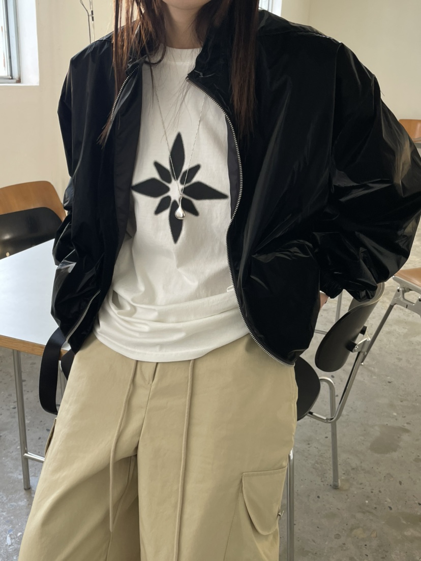 MONDAYMORING韓國直郵東大門實拍女裝新品熱賣推薦人氣夾克MONDAYMORING夾克