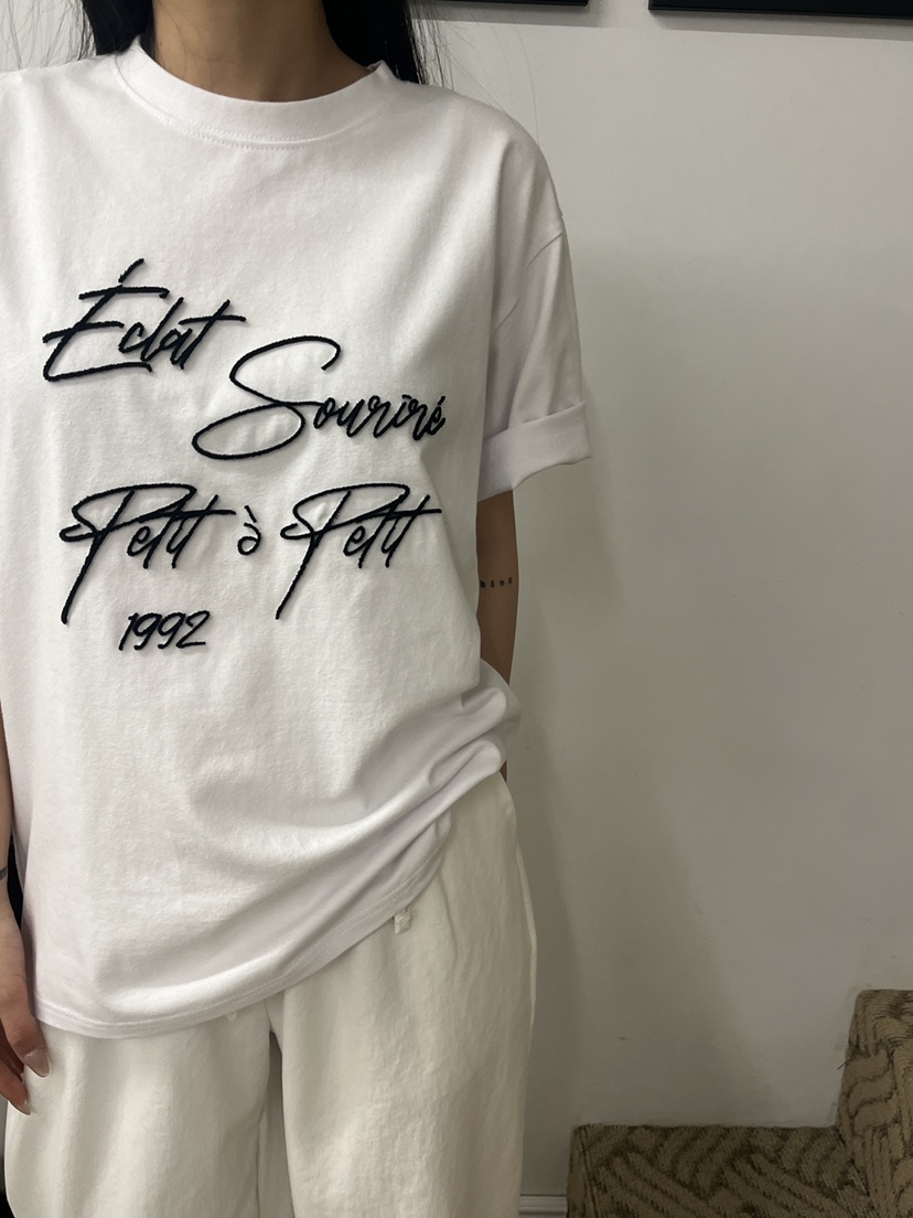 A.CES東大門實拍女裝新款休閑熱賣真品人氣職業25春夏時尚T恤A.CEST恤