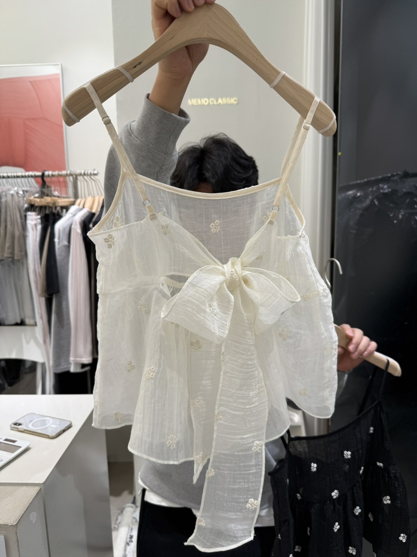 MEMO CLASSIC韓國直郵女裝新品25春夏時尚職業吊帶背心刺繡MEMO CLASSIC吊帶/背心