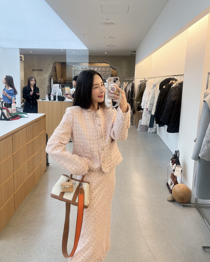 JUJU東大門實拍女裝新款推薦時尚真品休閑熱賣人氣職業夾克JUJU夾克