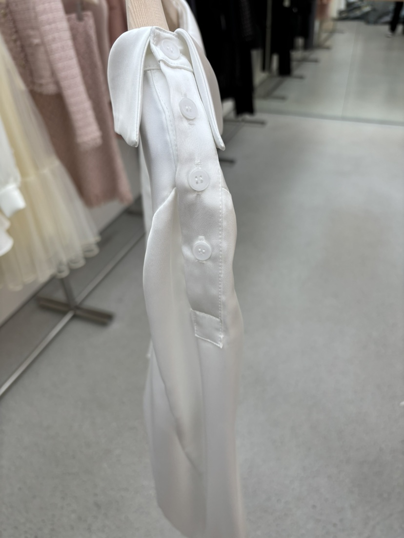 JUJU東大門直郵女裝新款職業時尚熱賣25春夏人氣襯衫蕾絲衫JUJU襯衫/蕾絲衫