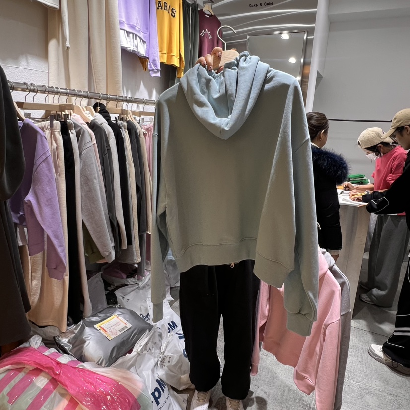 COKE CAKE韓國代購女裝新品人氣時尚推薦真品職業25春夏衛衣CHAE衛衣